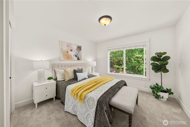 2415 NE Daphne, Issaquah, WA 98029
