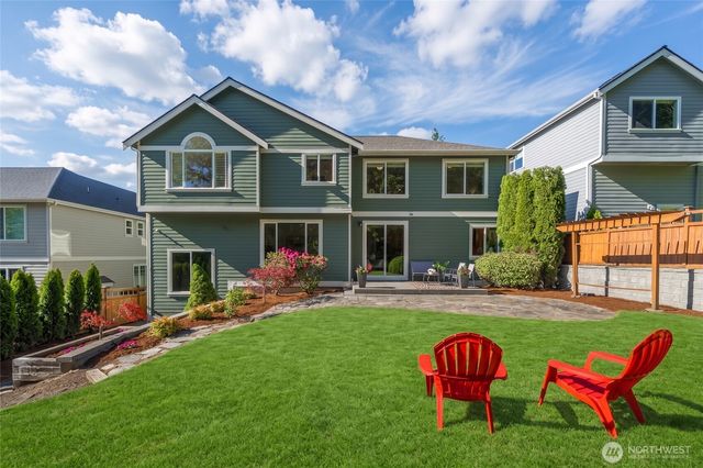 2415 NE Daphne, Issaquah, WA 98029