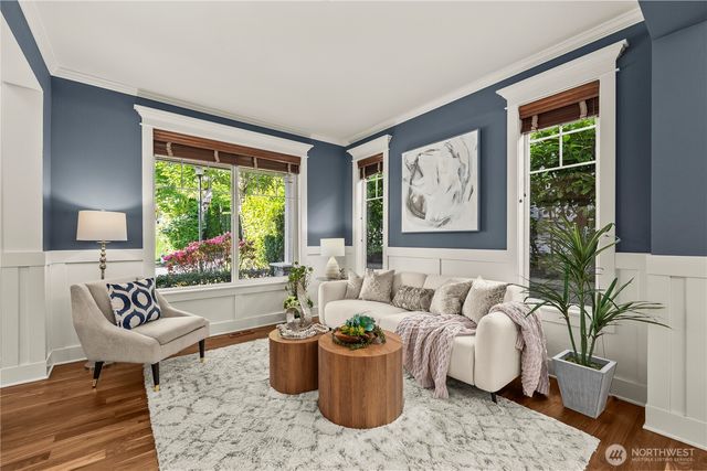 2415 NE Daphne, Issaquah, WA 98029