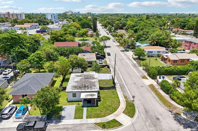 1400 NW 55th St, Miami, FL 33142