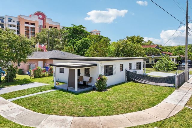 1400 NW 55th St, Miami, FL 33142