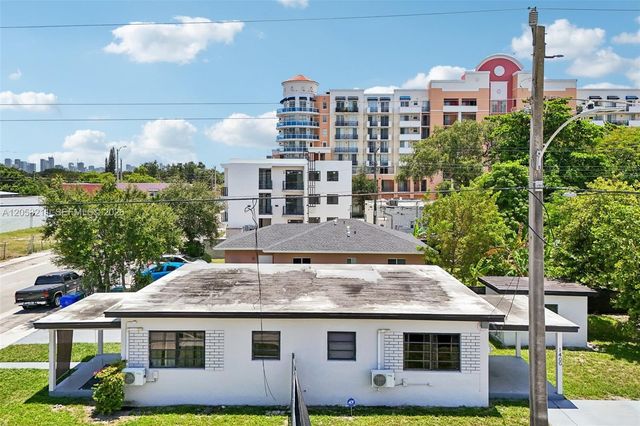1400 NW 55th St, Miami, FL 33142