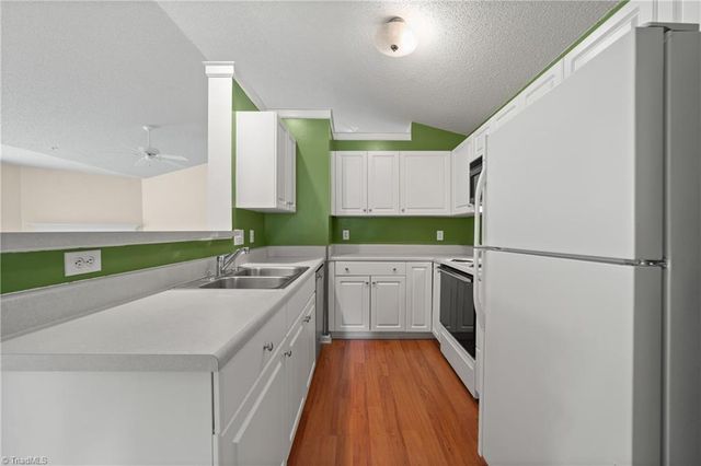 533 Mill Pond Drive, Winston-salem, NC 27106