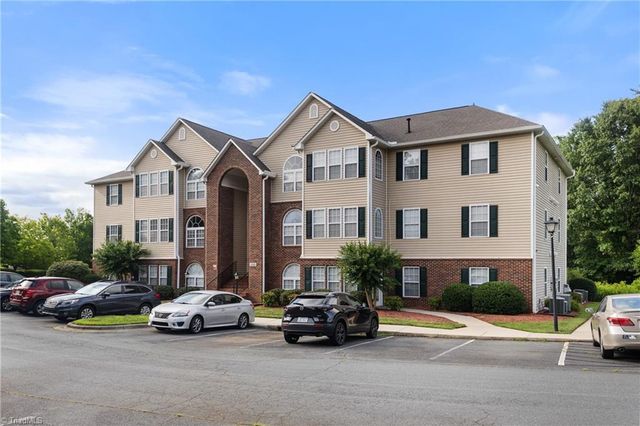 533 Mill Pond Drive, Winston-salem, NC 27106