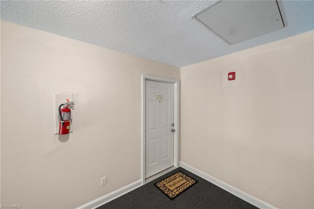 533 Mill Pond Drive, Winston-salem, NC 27106