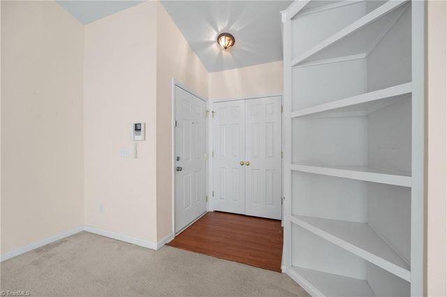 533 Mill Pond Drive, Winston-salem, NC 27106