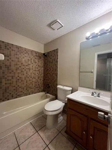 6231 YORKTOWN DRIVE 140, Orlando, FL 32807