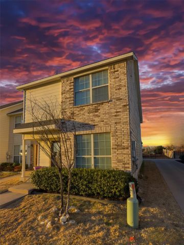 5828 Giddyup Lane, Fort Worth, TX 76179