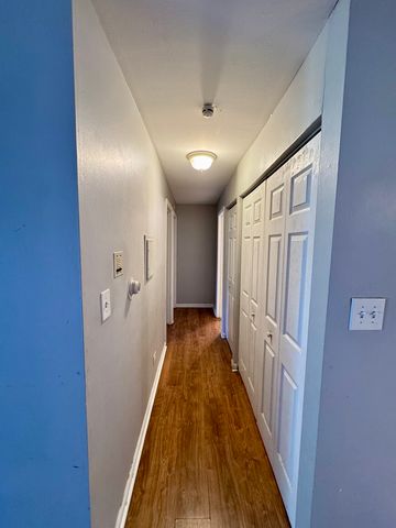 1075 Higgins Quarters Drive 3-208, Hoffman Estates, IL 60169