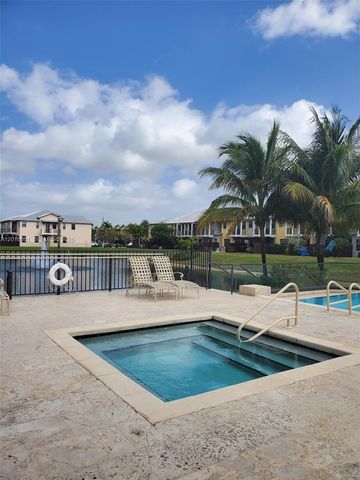 5810 NW 104th Path 5810, Doral, FL 33178