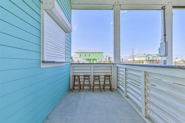 4133 4th Street, Galveston, TX 77554