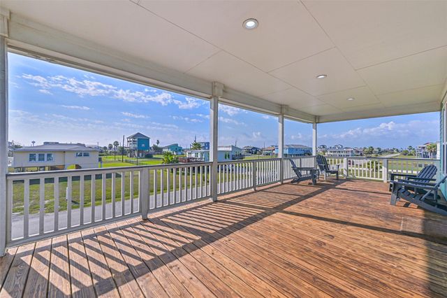 4133 4th Street, Galveston, TX 77554