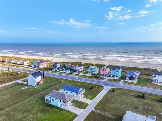4133 4th Street, Galveston, TX 77554