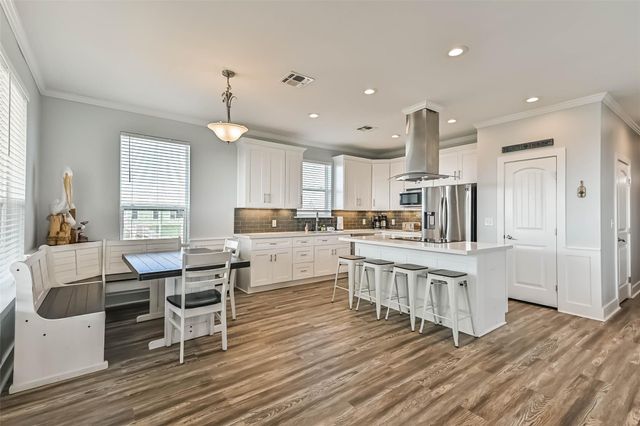 4133 4th Street, Galveston, TX 77554