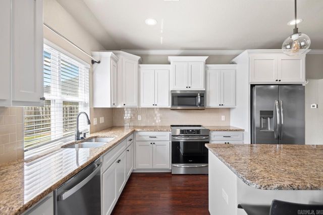 1925 Massee Gardens, Conway, AR 72034