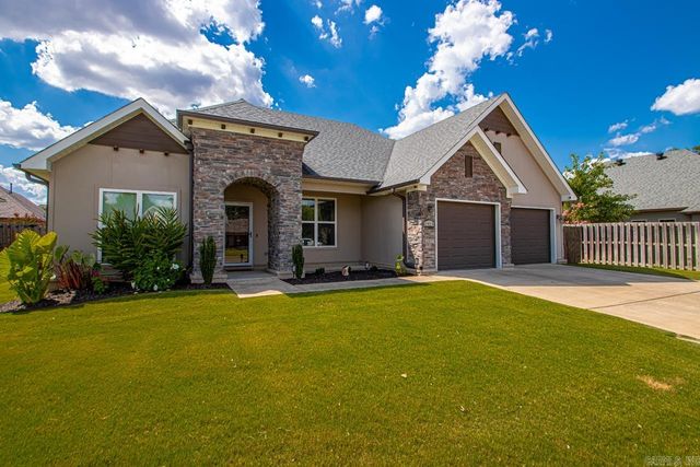 1925 Massee Gardens, Conway, AR 72034