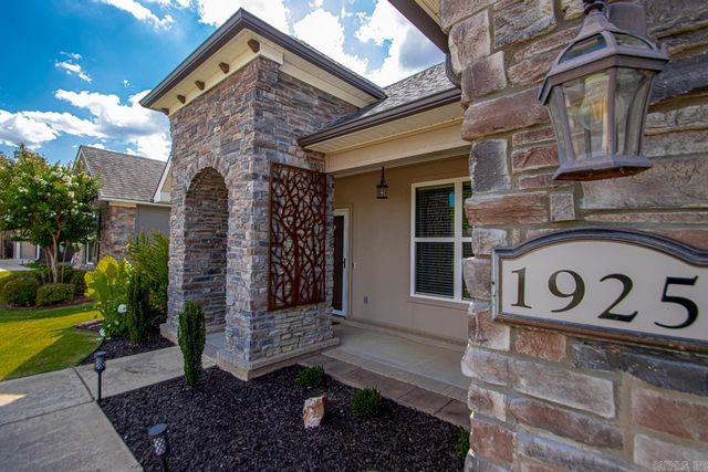 1925 Massee Gardens, Conway, AR 72034