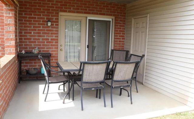 10502 West Road, Harrison, OH 45030