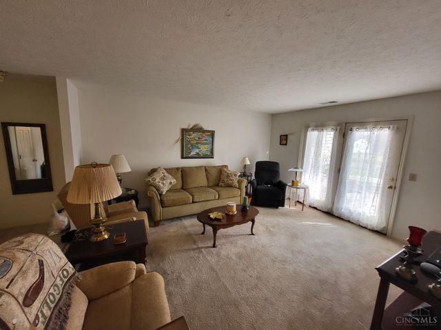 10502 West Road, Harrison, OH 45030