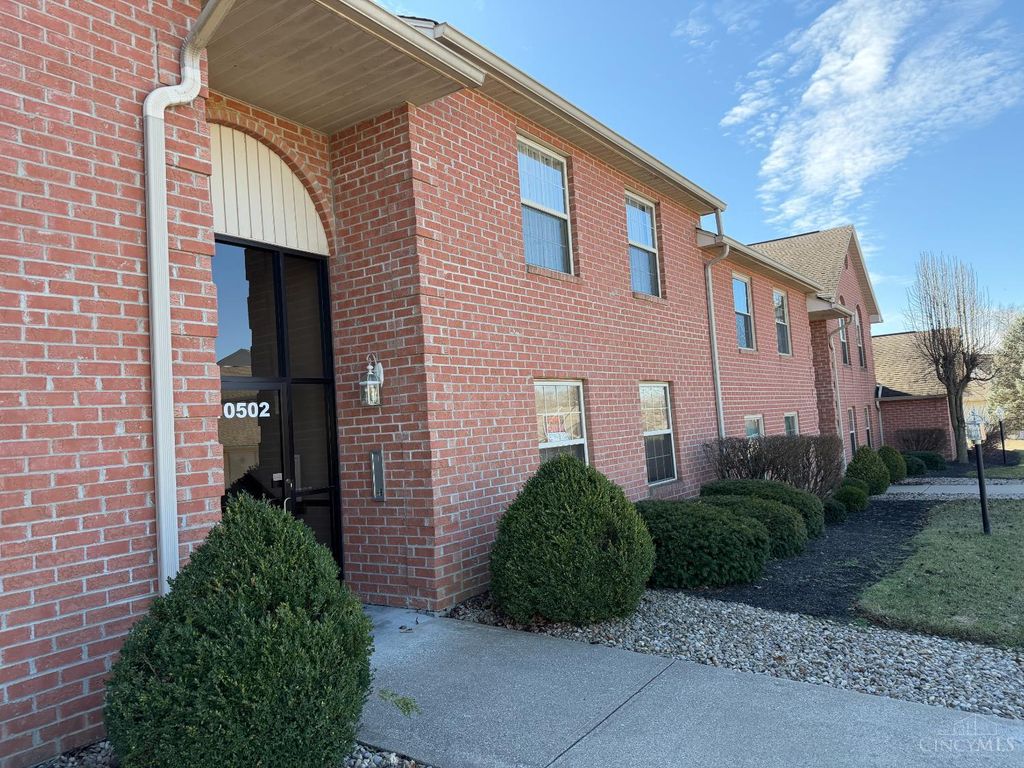 10502 West Road, Harrison, OH 45030