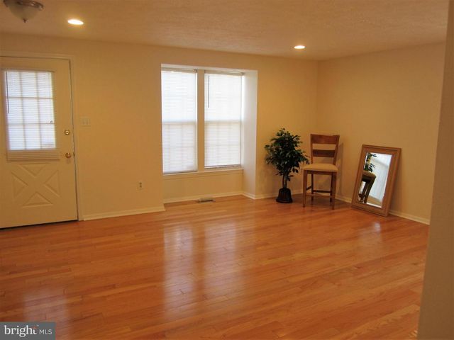 6085 ROCK GLEN DR, Elkridge, MD 21075
