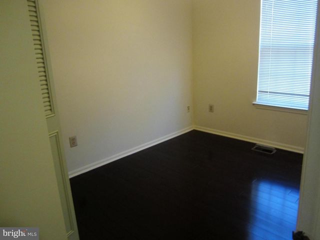 6085 ROCK GLEN DR, Elkridge, MD 21075