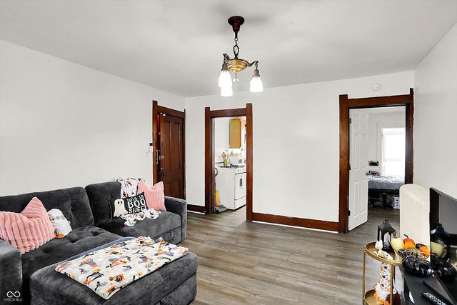 147 E King Street, Franklin, IN 46131