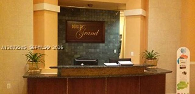 50 Menores Ave 802, Coral Gables, FL 33134