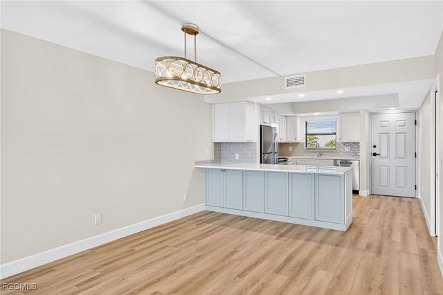 2737 W Gulf DR 222, Sanibel, FL 33957