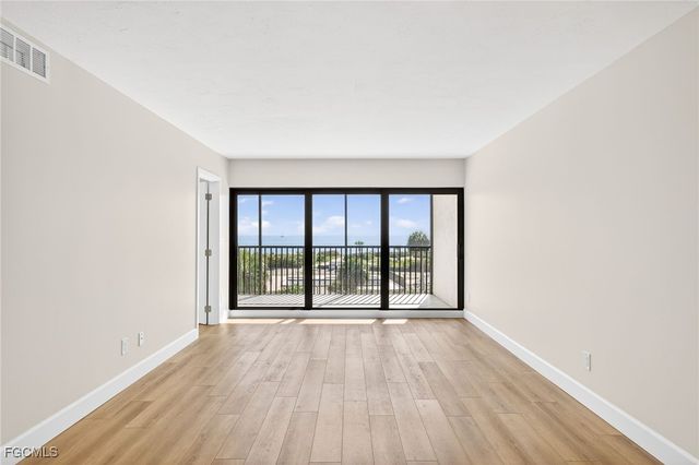 2737 W Gulf DR 222, Sanibel, FL 33957