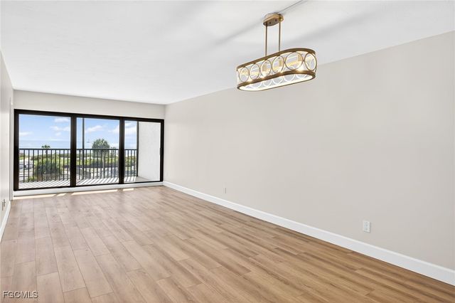 2737 W Gulf DR 222, Sanibel, FL 33957