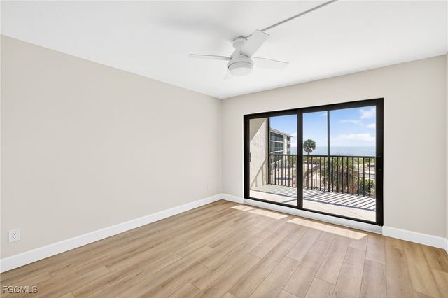 2737 W Gulf DR 222, Sanibel, FL 33957