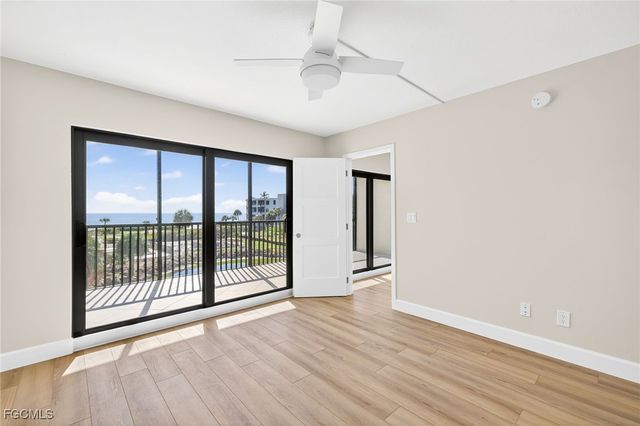 2737 W Gulf DR 222, Sanibel, FL 33957