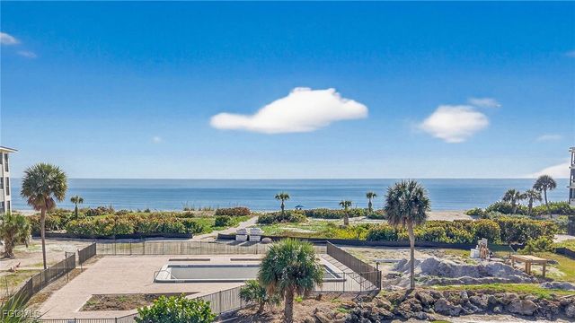 2737 W Gulf DR 222, Sanibel, FL 33957