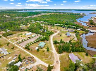 404 Hickory Bluff Circle, Southport, FL 32409