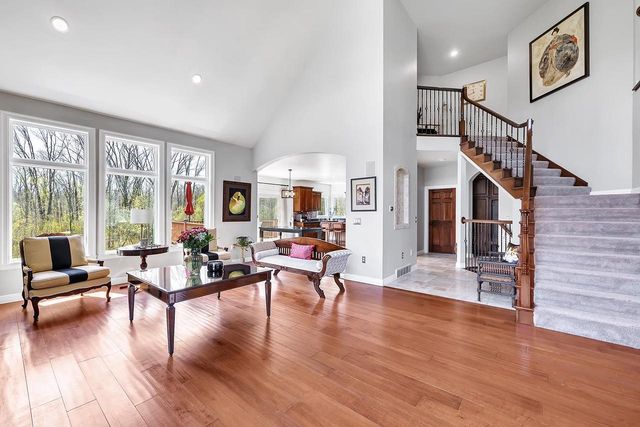 2005 FESCUE WAY, Suamico, WI 54313
