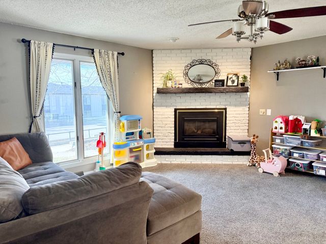 409 5th Street, Coralville, IA 52241