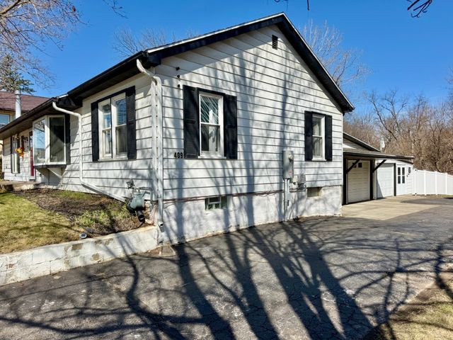 409 5th Street, Coralville, IA 52241
