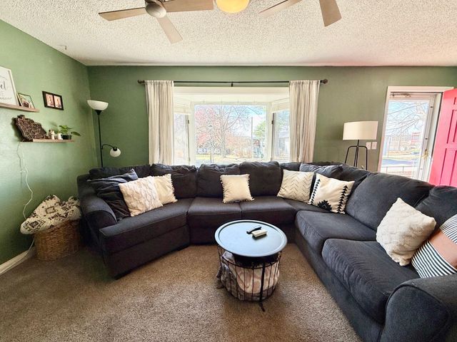 409 5th Street, Coralville, IA 52241