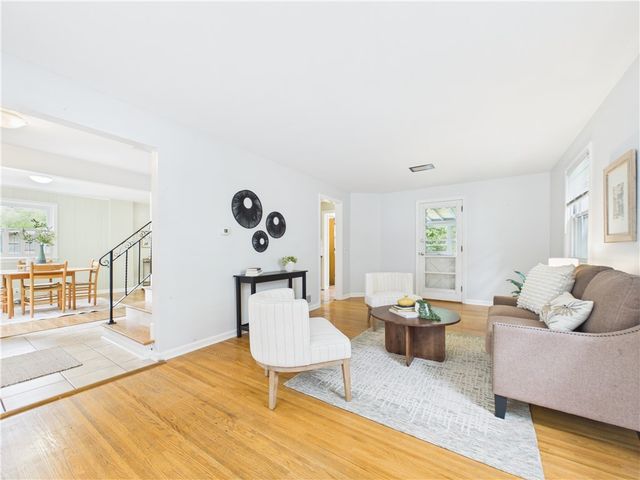 148 Westmoreland Drive, Rochester, NY 14620