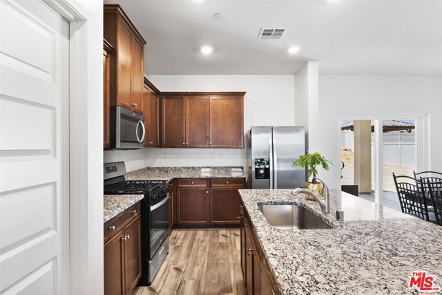 4900 Sweet Grass Drive, Bakersfield, CA 93306