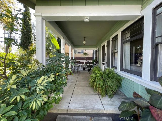 5221 Satsuma, North Hollywood, CA 91601