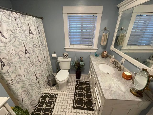 5221 Satsuma, North Hollywood, CA 91601