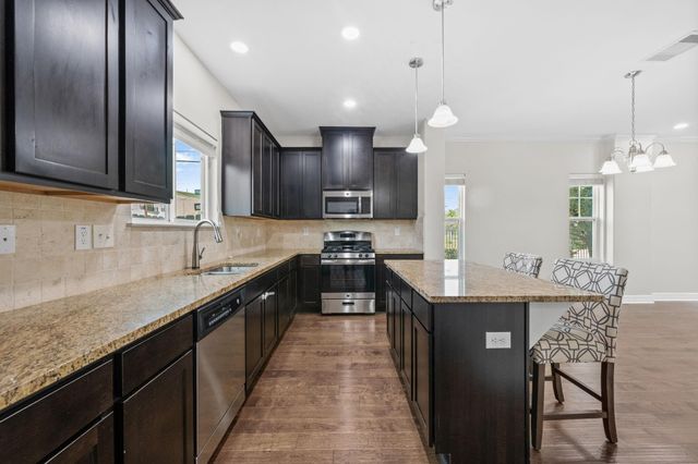 4827 Hardy Street, Houston, TX 77009