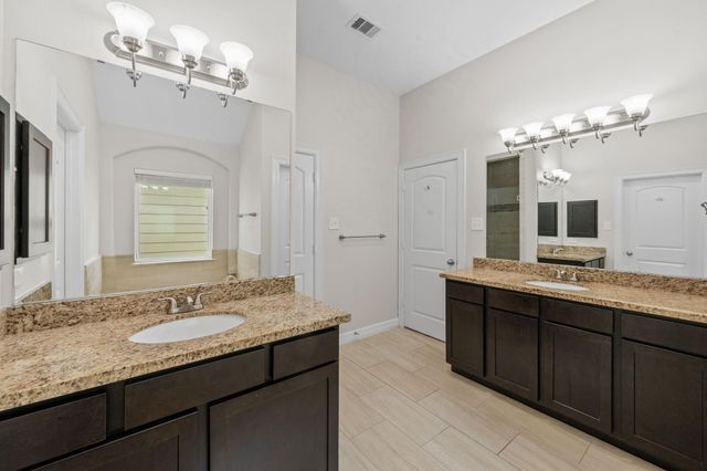 4827 Hardy Street, Houston, TX 77009