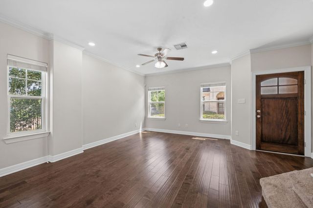 4827 Hardy Street, Houston, TX 77009