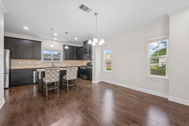 4827 Hardy Street, Houston, TX 77009