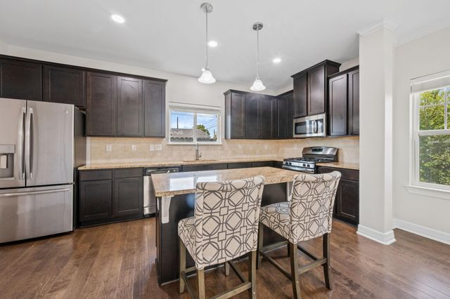 4827 Hardy Street, Houston, TX 77009