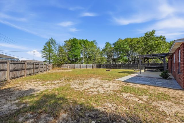 210 Limestone Circle, Crestview, FL 32539