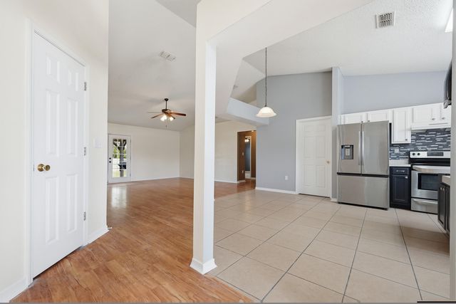 210 Limestone Circle, Crestview, FL 32539